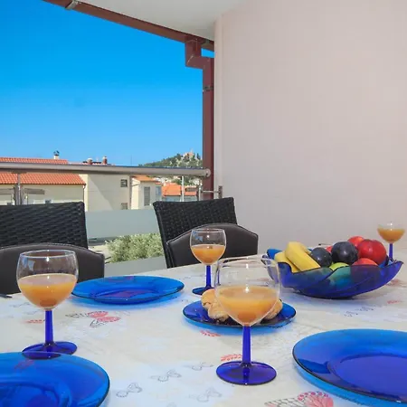 Mara Tribunj Apartment