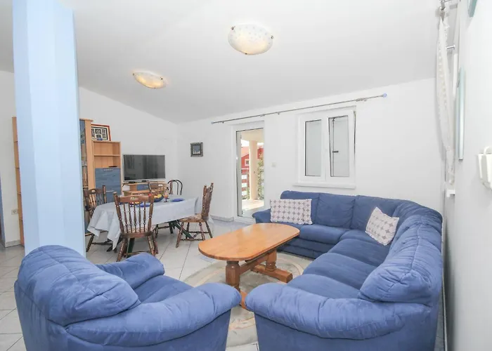 Mara Tribunj דירה