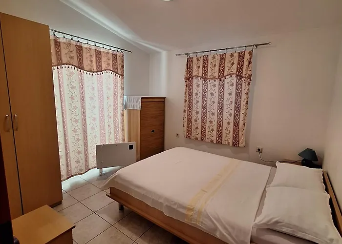 Mara Tribunj Tribalj